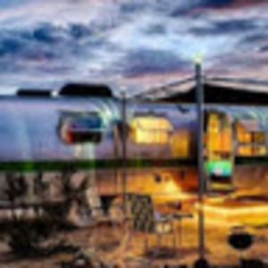 Meet your Posher, Carolina